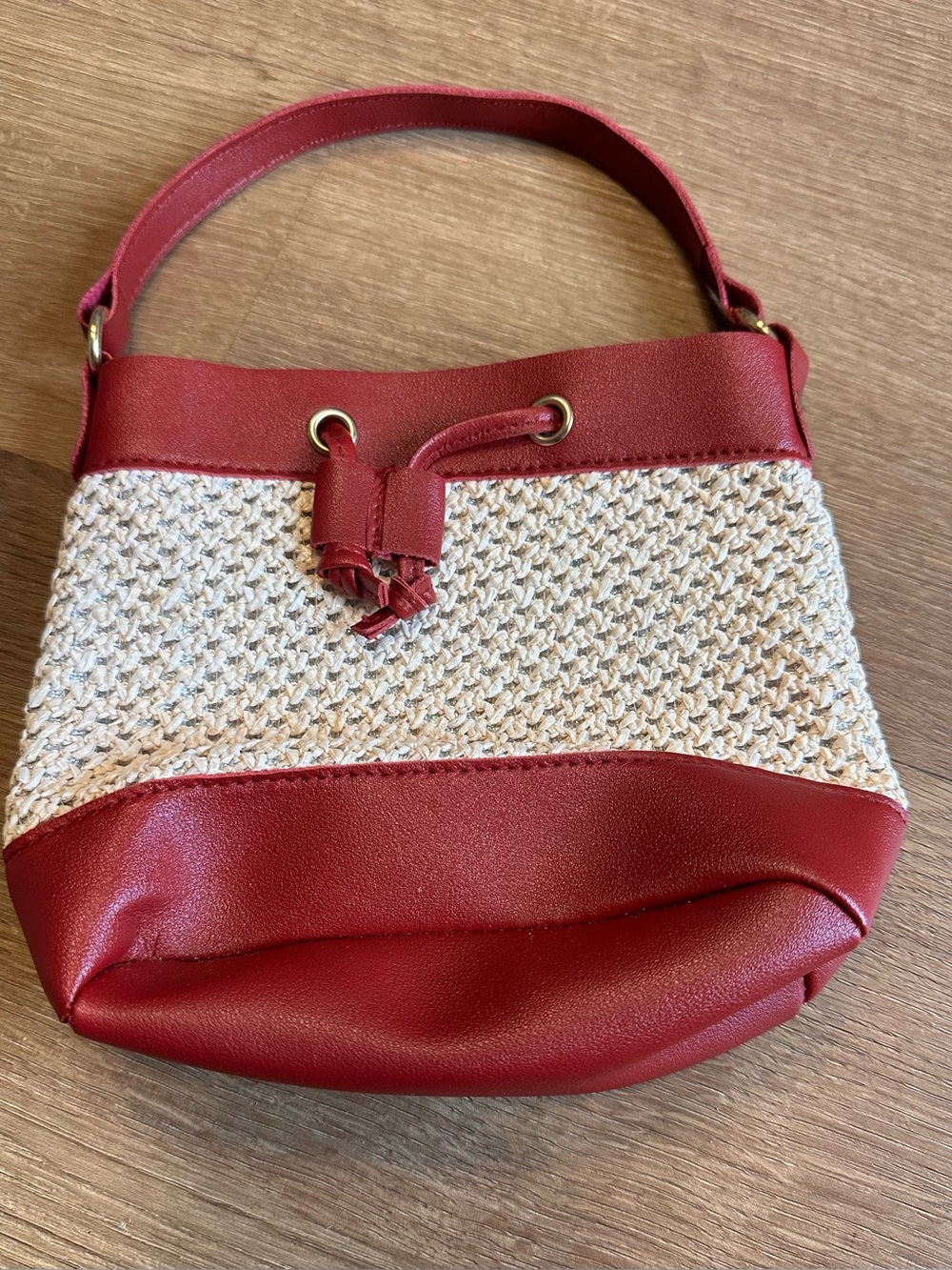 Woven handbag